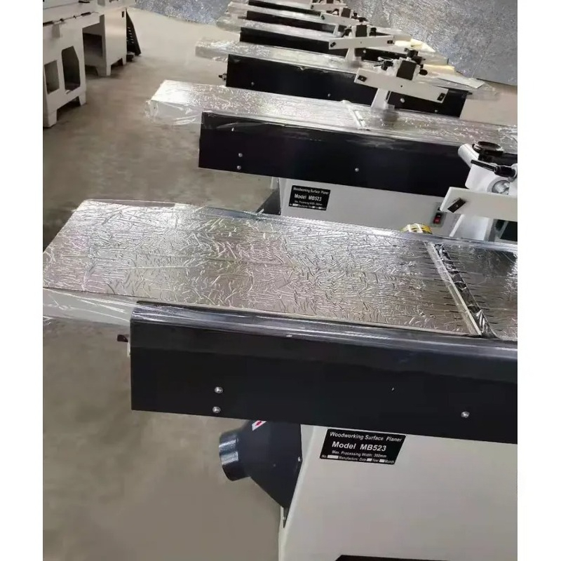 ZICAR工業用木工機械　単面プレス厚み盤　表面厚み削り盤 - Zicar Woodworking Machinery のレビューと価格